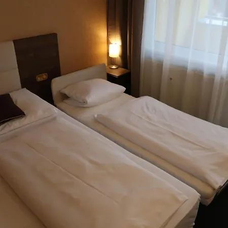 Private Luxury פרימבורק
